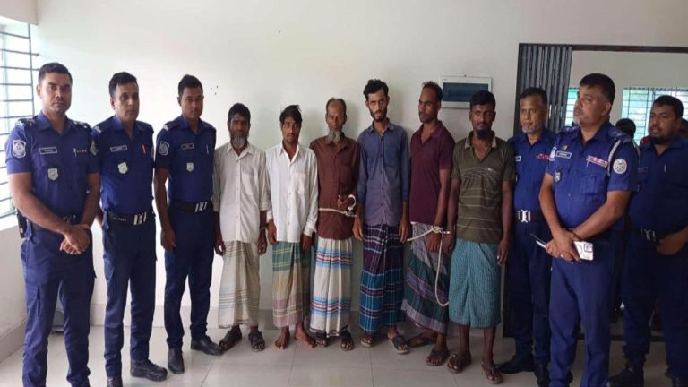 কৃষক বাবুল হত্যায় ২৭ জনের নামে মামলা, গ্রেফতার ৭