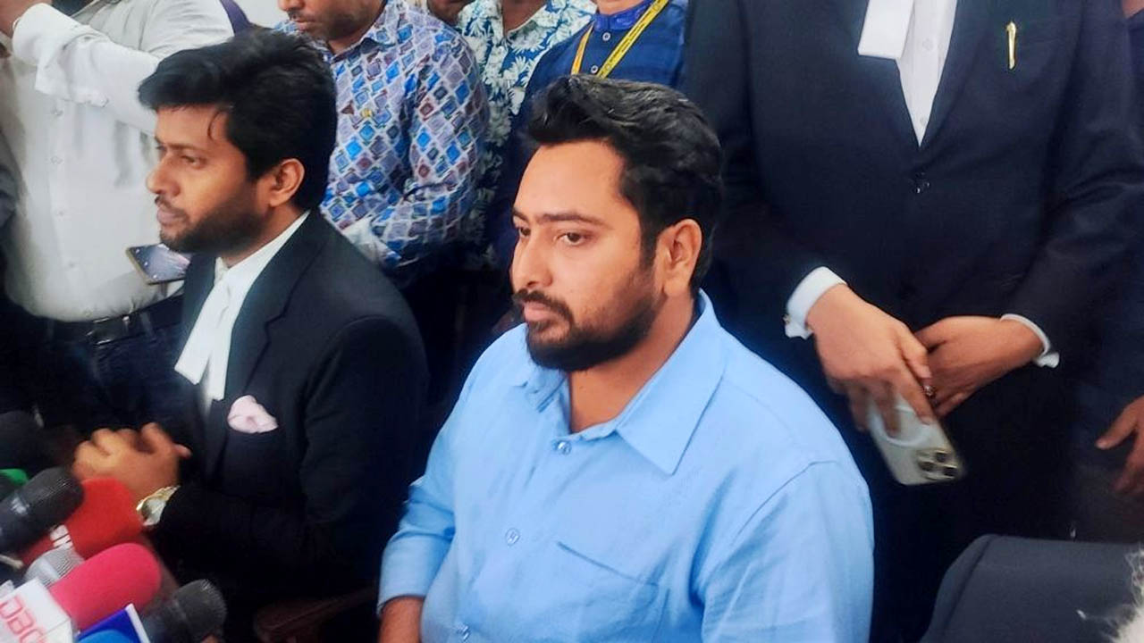 হাসিনার বিরুদ্ধে নাহিদ ইসলামের অবশিষ্ট সাক্ষ্যগ্রহণ আজ