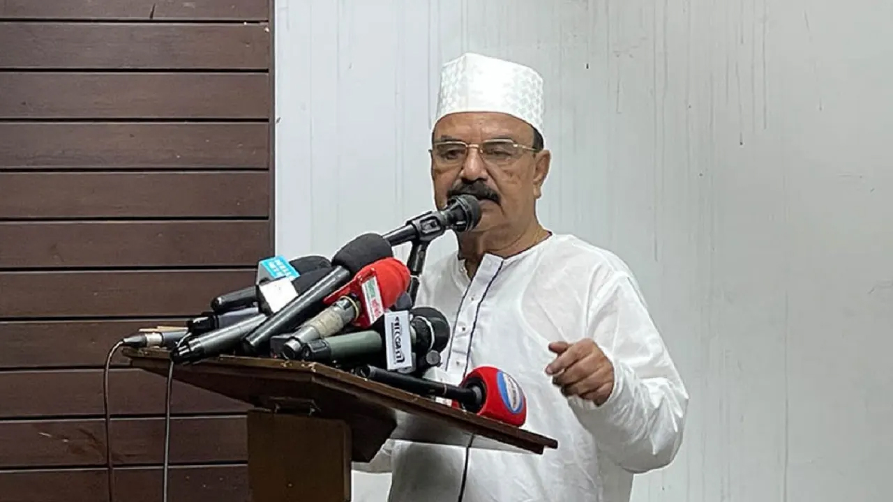 ‘অদৃশ্য শক্তি’ নির্বাচন বানচালের চক্রান্ত করছে : গয়েশ্বর