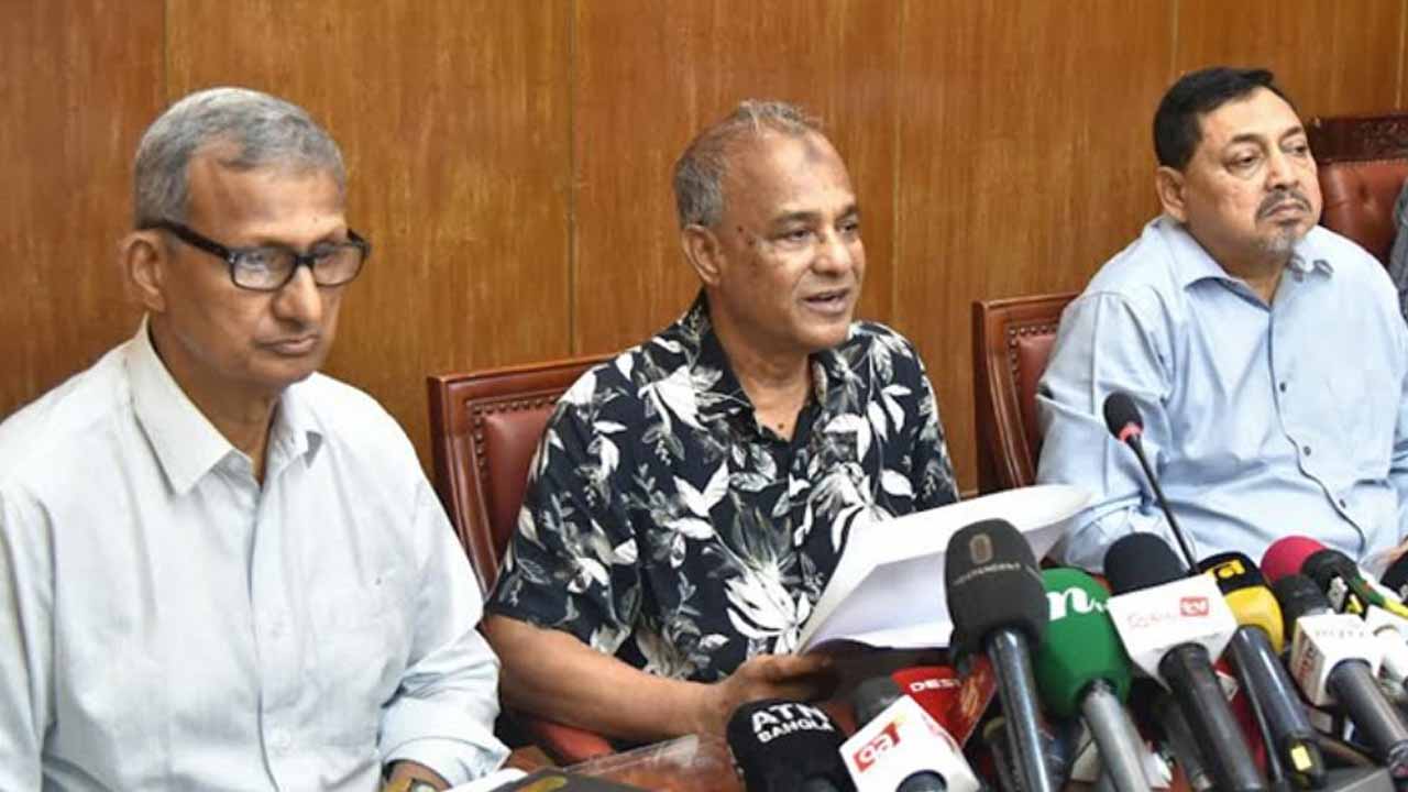 ডাকসু জাতীয় নির্বাচনের মডেল হিসেবে কাজ করবে: স্বরাষ্ট্র উপদেষ্টা