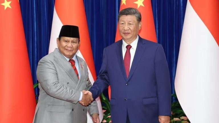 বিশ্ব শান্তি ও উন্নয়নে অবদান রাখতে দৃঢ় প্রতিশ্রুত চীন-ইন্দোনেশিয়ার