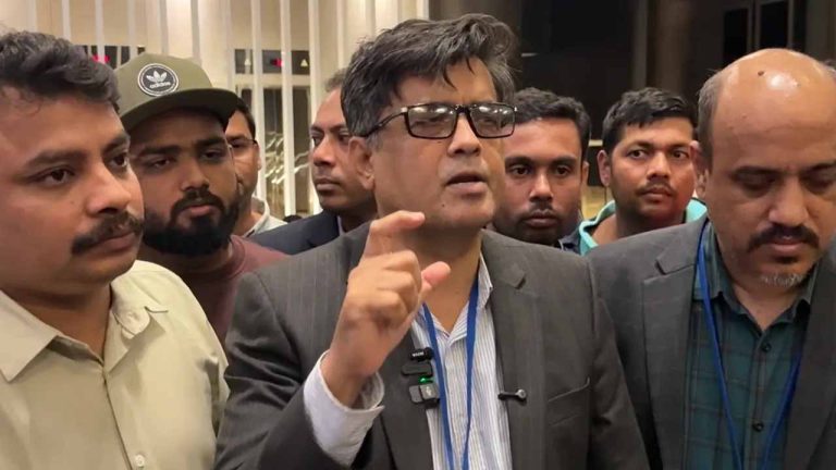 আখতারের ওপর ডিম নিক্ষেপ অনাকাঙ্ক্ষিত ঘটনা: প্রেস সচিব