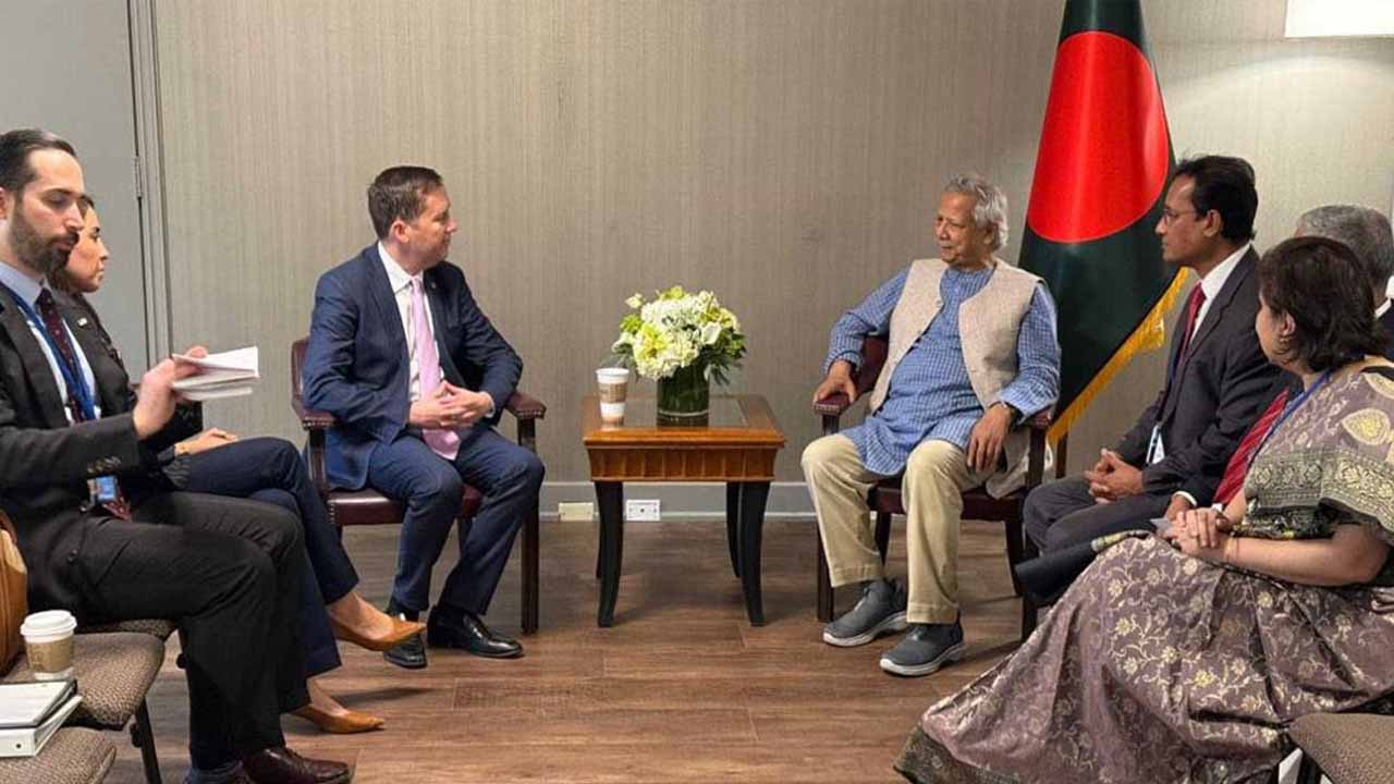 ফেব্রুয়ারির প্রথমার্ধে নির্বাচন আয়োজনে ব্যাপক প্রস্তুতি নেওয়া হচ্ছে: প্রধান উপদেষ্টা