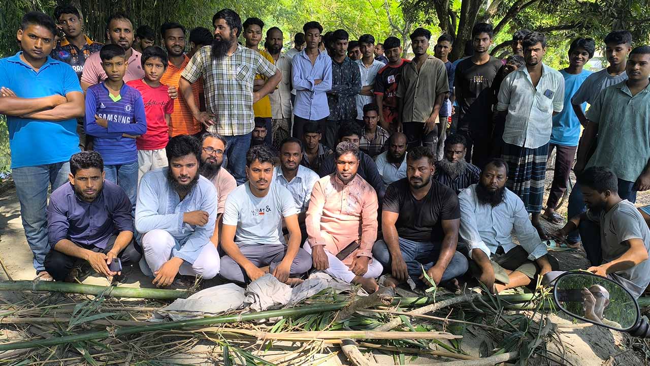 বালুবোঝাই ট্রলির ধাক্কায় প্রাণ গেল জামায়াত নেতার