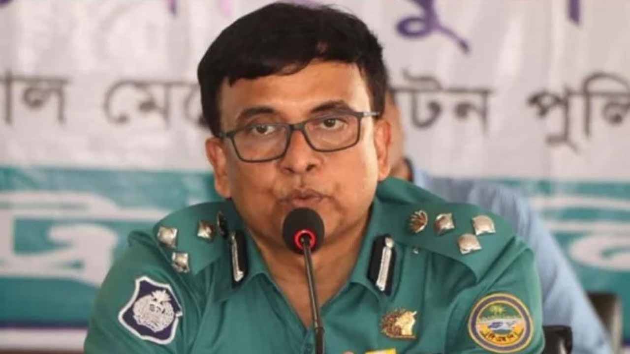 ছাত্রদল নেতা ওয়াসিম হত্যা সাবেক পুলিশ কমিশনার সাইফুল ট্রাইব্যুনালে হাজির