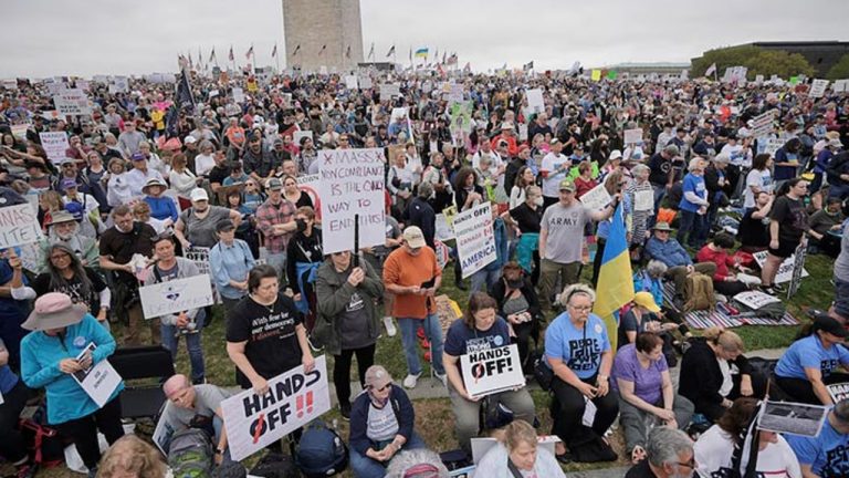 যুক্তরাষ্ট্রজুড়ে ট্রাম্পবিরোধী সমাবেশ শনিবার