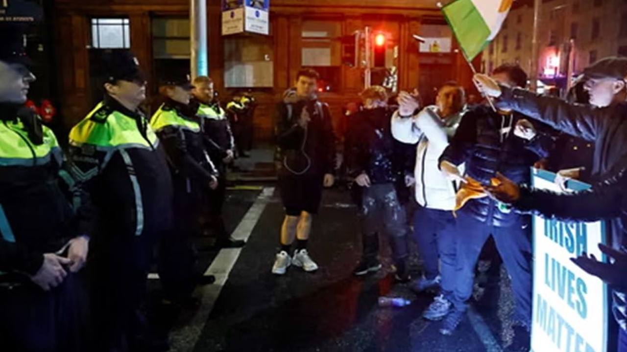 অভিবাসন বিরোধী বিক্ষোভ-সহিংসতায় উত্তাল ডাবলিন