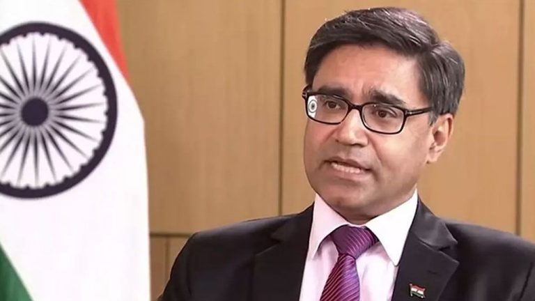 হাসিনাকে ফেরত দেওয়া নিয়ে কী বললেন ভারতের পররাষ্ট্র সচিব