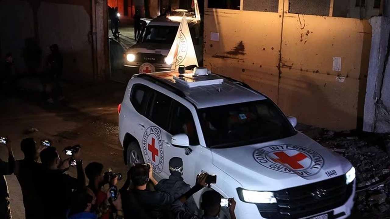 আরও ৪ ইসরাইলি জিম্মির লাশ হস্তান্তর করল হামাস