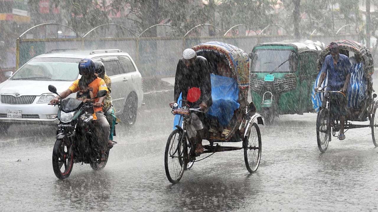 ২৪ ঘণ্টায় ঢাকায় সর্বোচ্চ ২০৬ মিলিমিটার বৃষ্টি, কিন্তু কেন?