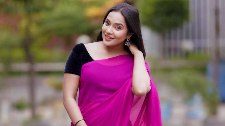 সেই ছবি নিয়ে মুখ খুললেন সামিরা মাহি