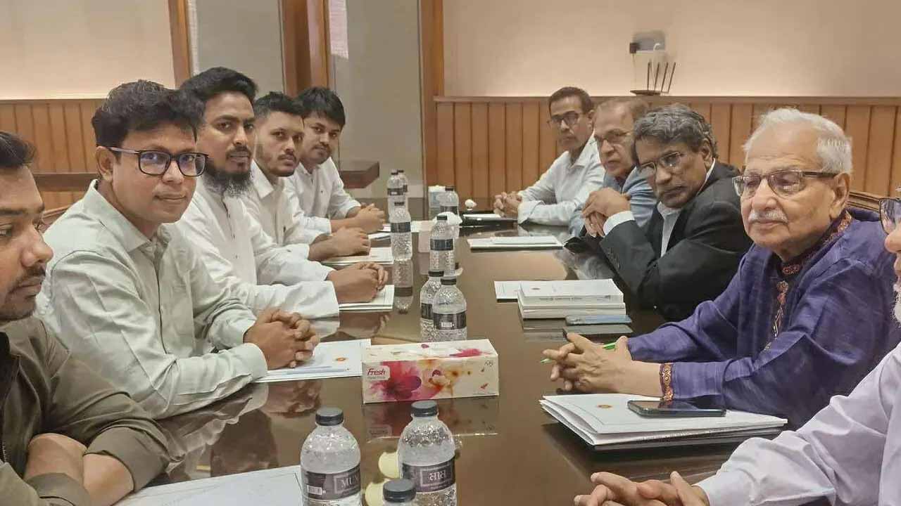 ঐকমত্য কমিশনের সঙ্গে বৈঠকে এনসিপি