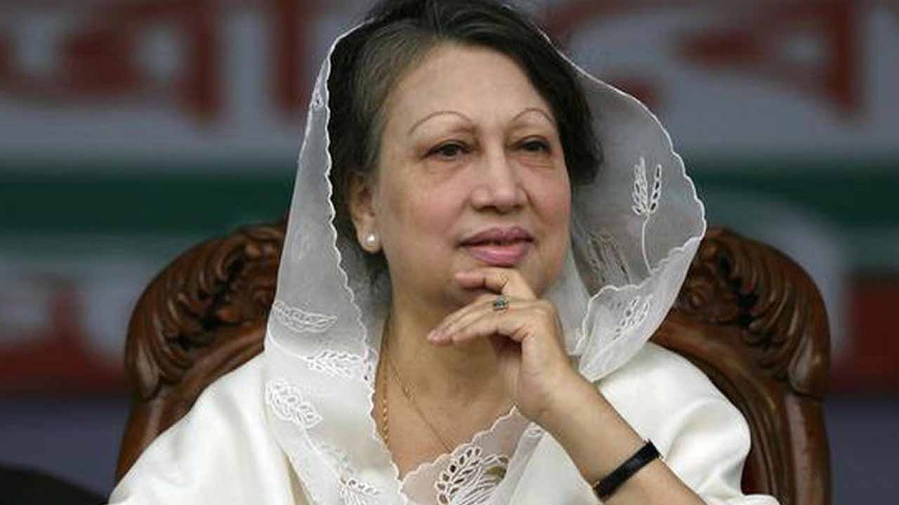 খালেদা জিয়ার সবশেষ অবস্থা ও বিদেশ যাওয়া নিয়ে যা জানালেন রিজভী