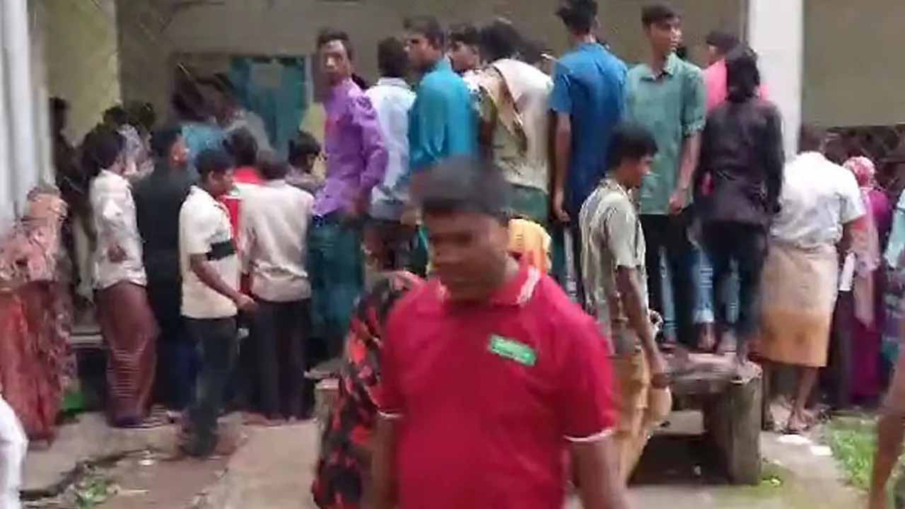 জমি নিয়ে দুপক্ষের সংঘর্ষে নিহত ৩