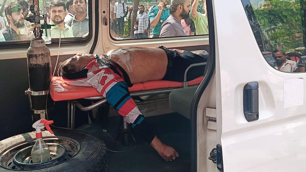 রাজধানীতে দুর্বৃত্তের এলোপাতাড়ি গুলিতে নিহত ১