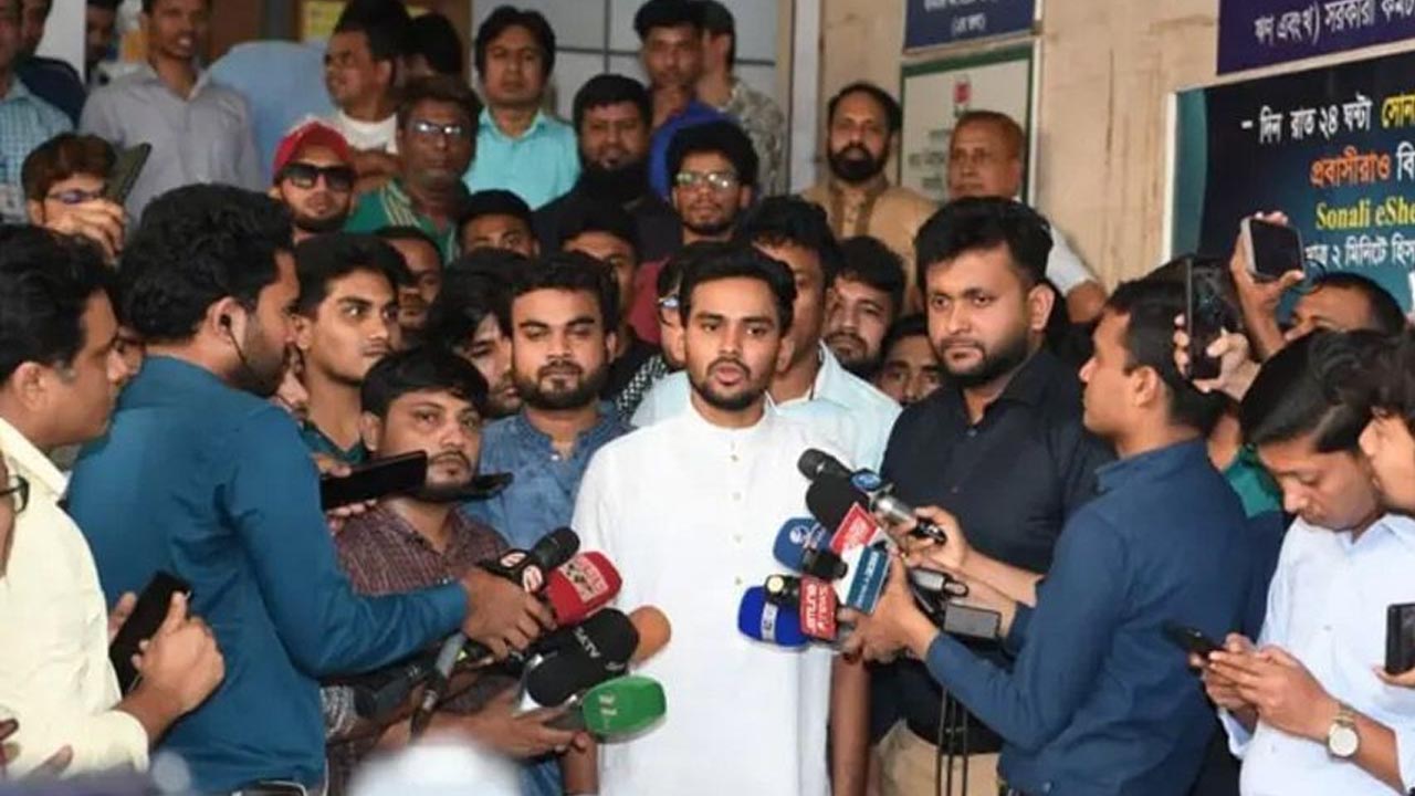 যেভাবে ধানমন্ডির ভোটার হলেন আসিফ মাহমুদ